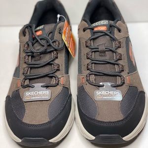 Sketcher outdoor sneakers